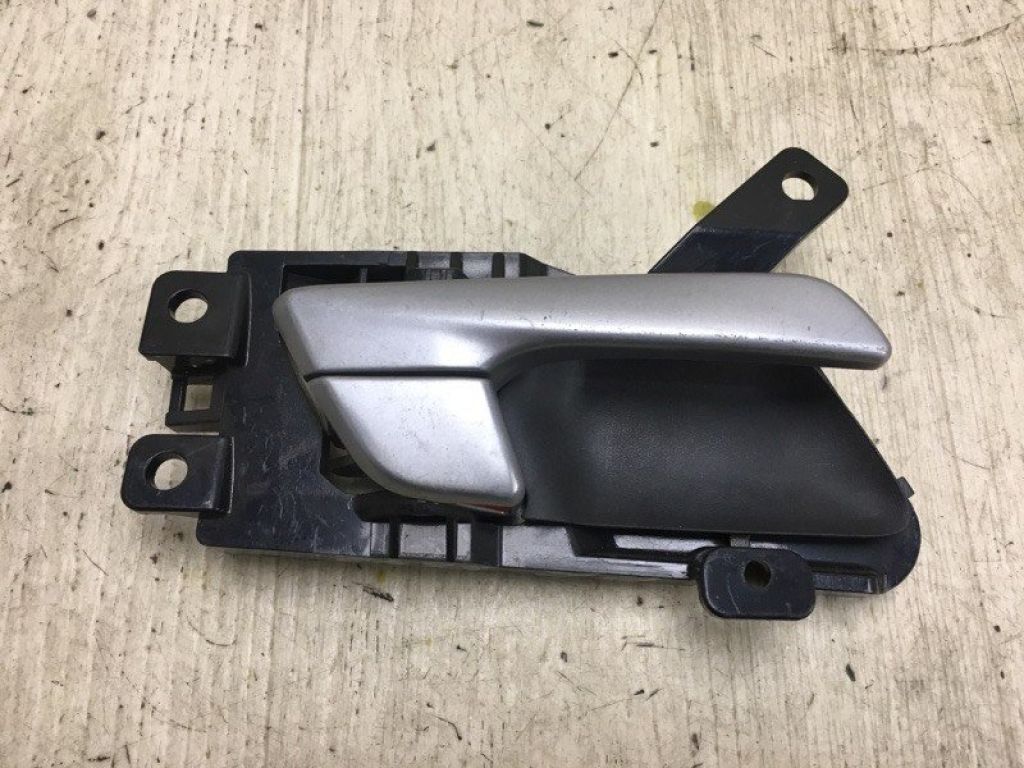 82620-C1000PGB | Ручка дверей внутрішня прав. HYUNDAI SONATA LF 2014-