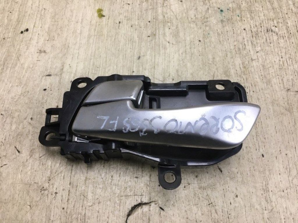 82610-C6000SA1 | Ручка двери внутренняя лев. KIA SORENTO UM 14- - Фото 2