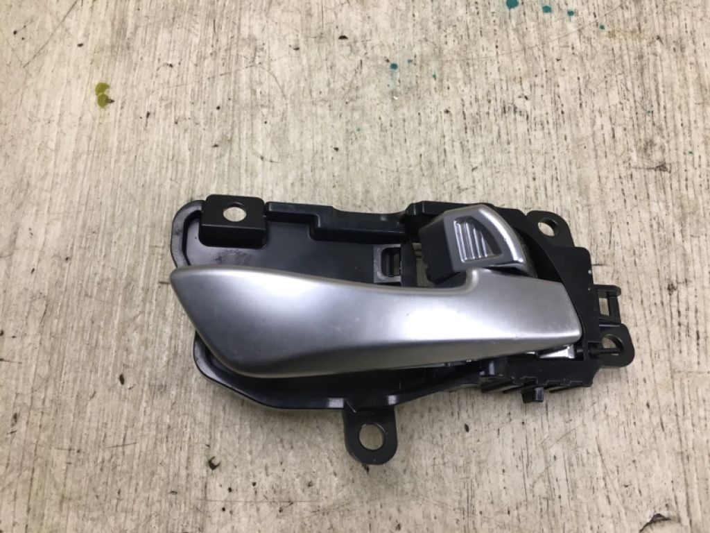 82620-C6000SA1 | Ручка двери внутренняя прав. KIA SORENTO UM 14- - Фото 2