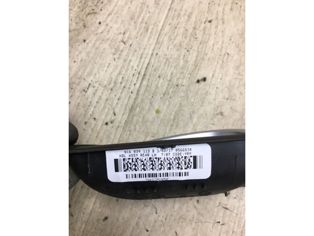 5C6 839 114 B ZNX | Ручка дверей внутрішня задн. прав. VOLKSWAGEN JETTA USA 10-17 - Фото 4