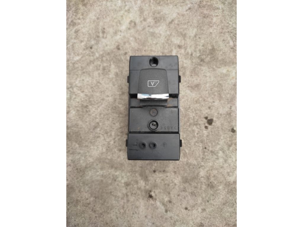 25421-4GA1A | Кнопка склопідіймача задн. прав. INFINITI Q50 15-20