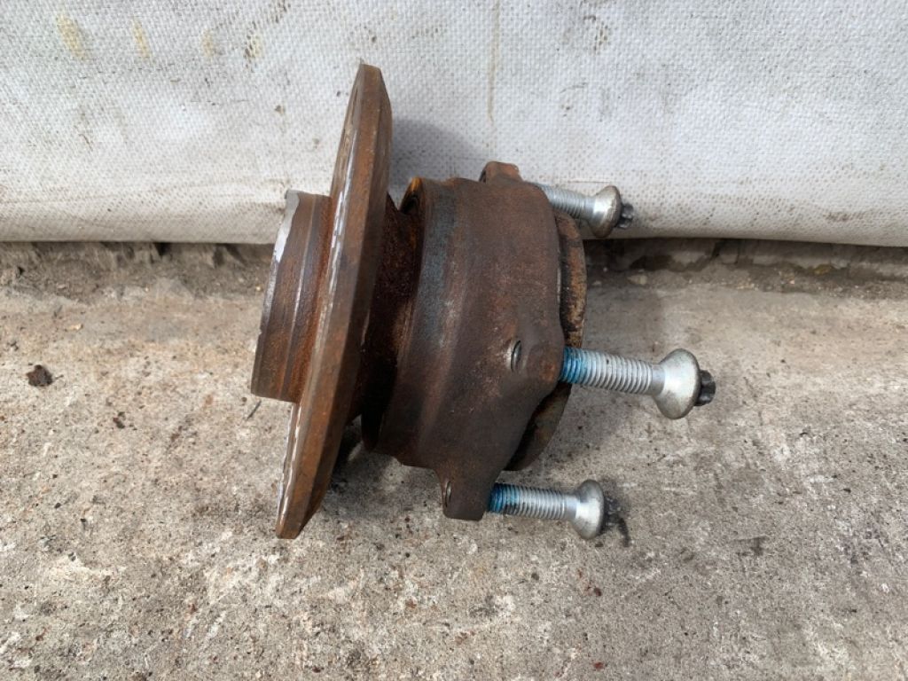 A 211 981 02 27 | Ступица задн. MERCEDES E-CLASS W211 02-09 - Фото 2