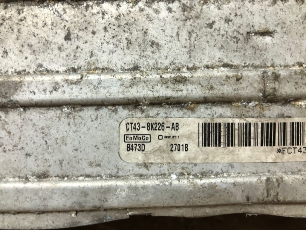 CT4Z-6K775-A | Радиатор интеркулера FORD EDGE 06-14 - Фото 5