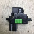 25411-1KL5C | Кнопка стеклоподъемника задн. NISSAN X-TRAIL/ROGUE T32 13-20 - Превью 4