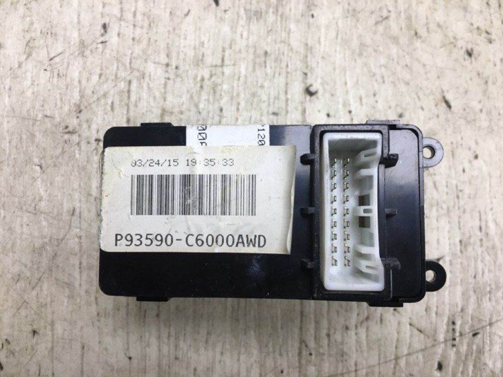 93581-C5000 | Кнопка склопідіймача задн. KIA SORENTO UM 14- - Фото 3