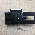 93575-F21004X | Кнопка стеклоподъемника задн. HYUNDAI ELANTRA AD 16-