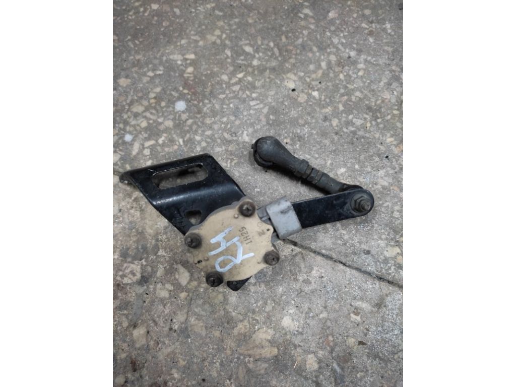 89407-50060 | Датчик положення кузова задн. прав. LEXUS LS430 00-06