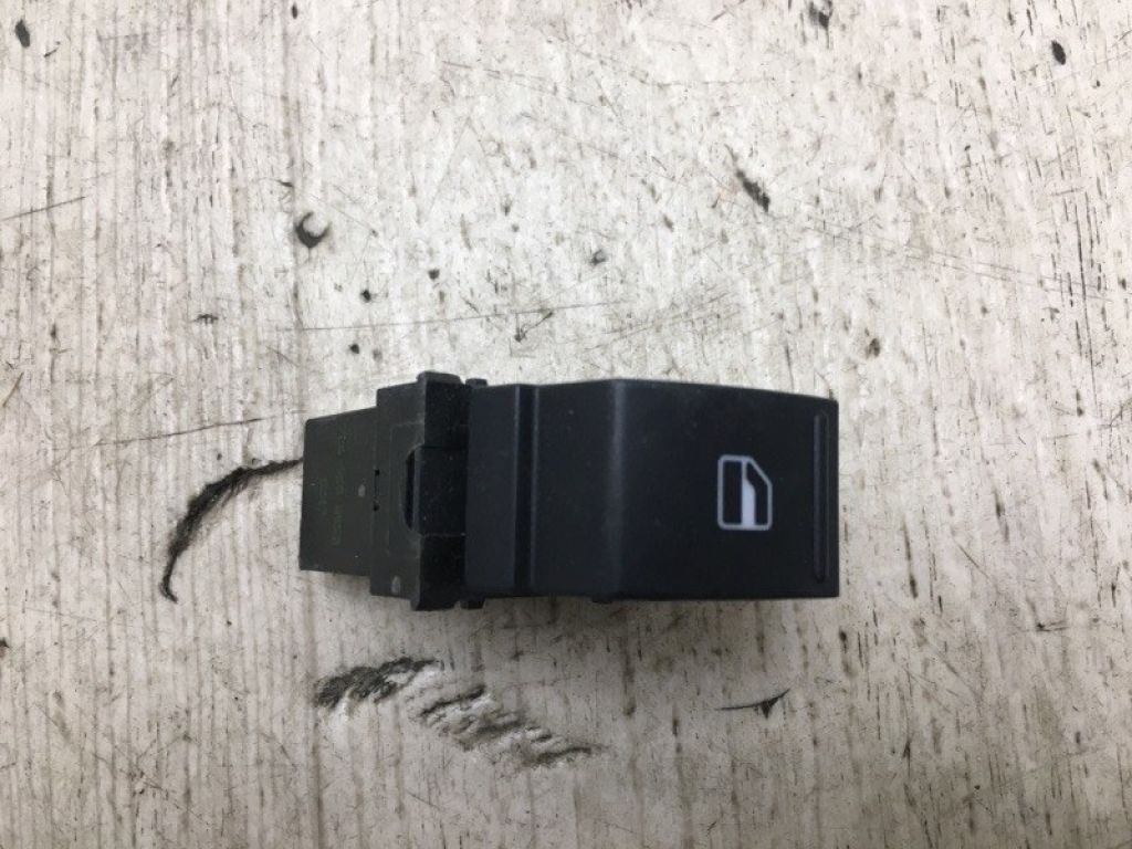 7L6 959 855 B | Кнопка склопідіймача задн. VOLKSWAGEN JETTA USA 10-17