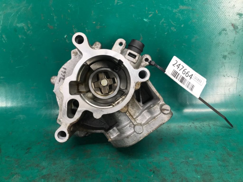 06K 145 100 BB | Вакуумний насос VOLKSWAGEN PASSAT B8 14-