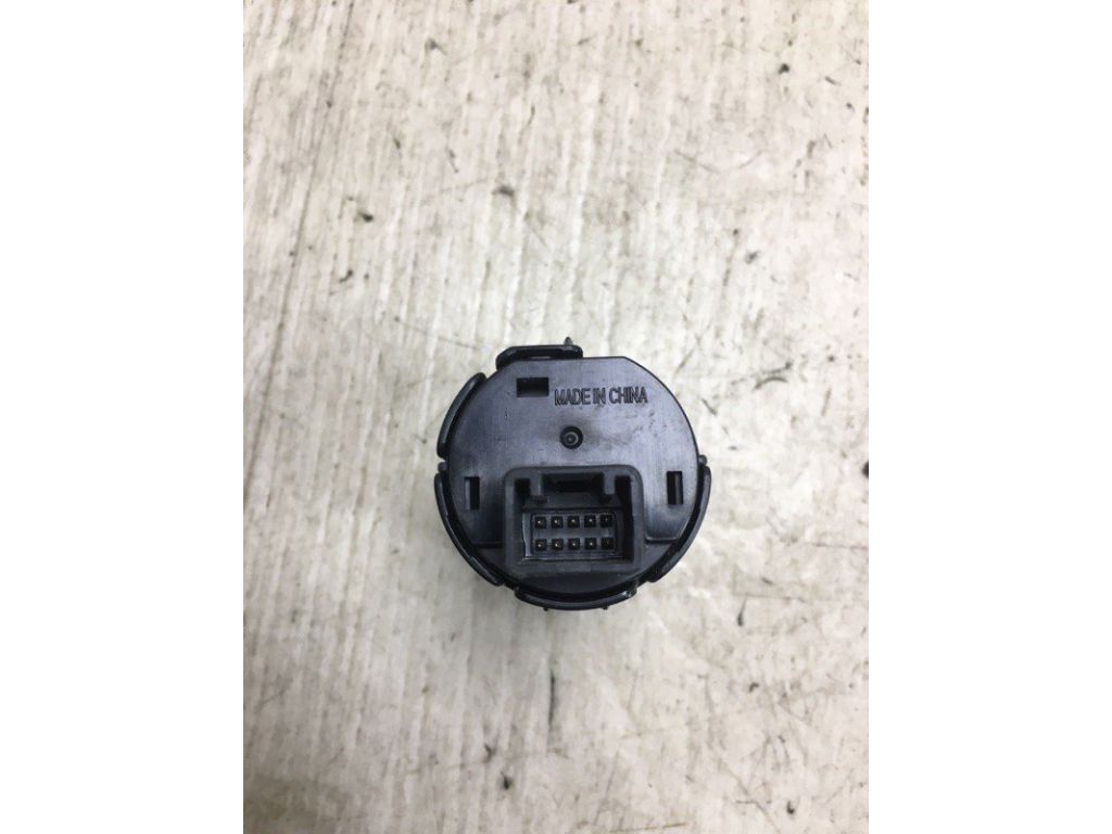 BJS7-66-3S0 | Кнопка Start-Stop MAZDA 3 BM 13-19 - Фото 3