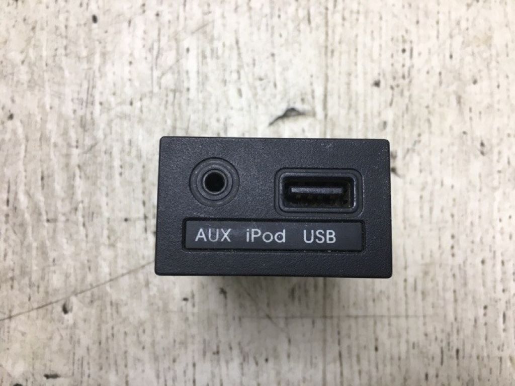 96120-3X000 | USB адаптер HYUNDAI ELANTRA MD 10-15