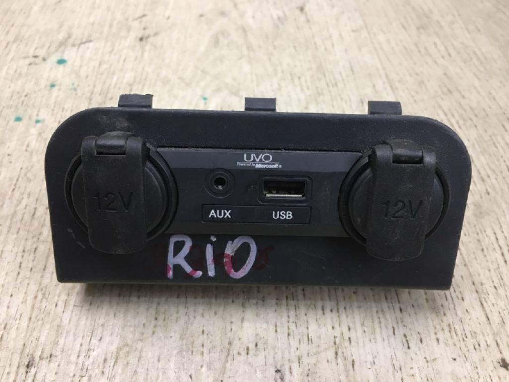 96120-1W550 | USB адаптер KIA RIO UB 2011-2017