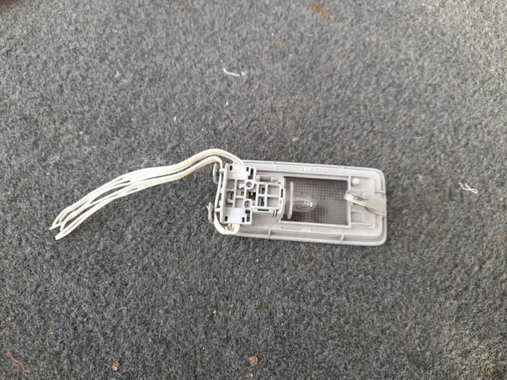 Плафон салона TOYOTA CAMRY 40 06-11 - Фото 2