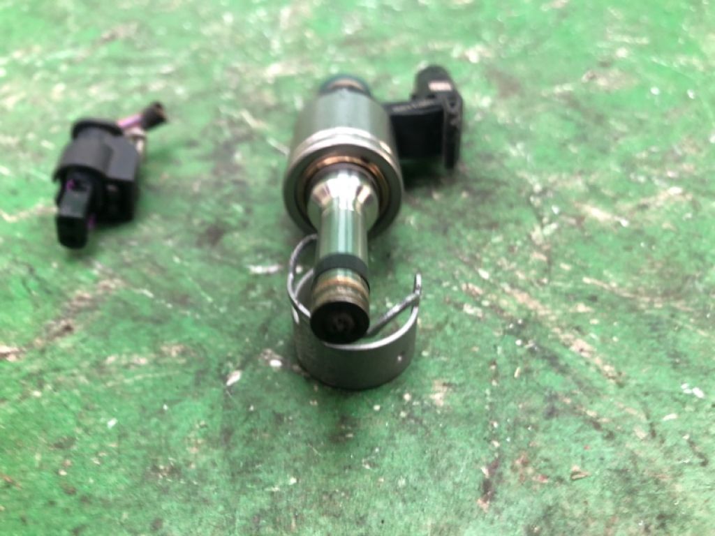 04E 906 036 T | Форсунка топливная VOLKSWAGEN JETTA USA 10-17 - Фото 3