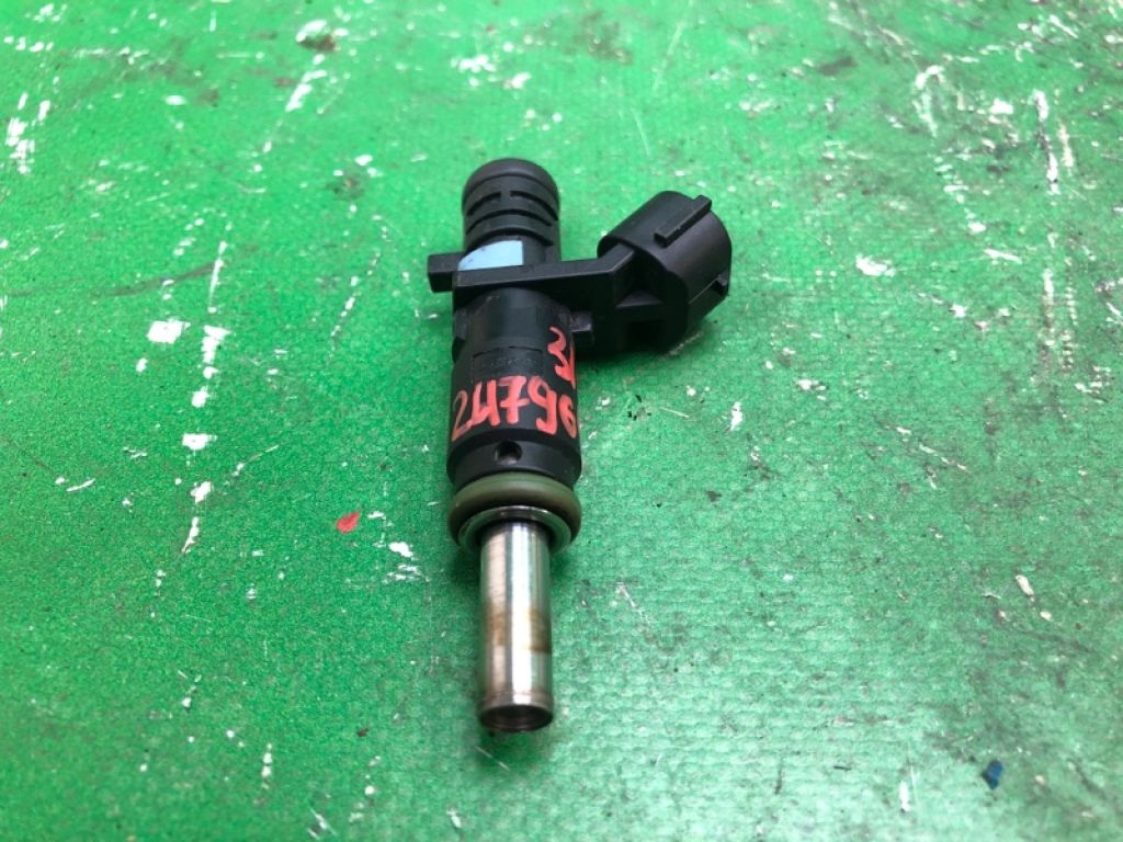 07K 906 031 C | Форсунка топливная VOLKSWAGEN JETTA USA 10-17