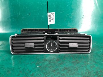 Дефлектор повітряний VOLKSWAGEN PASSAT B8 14-