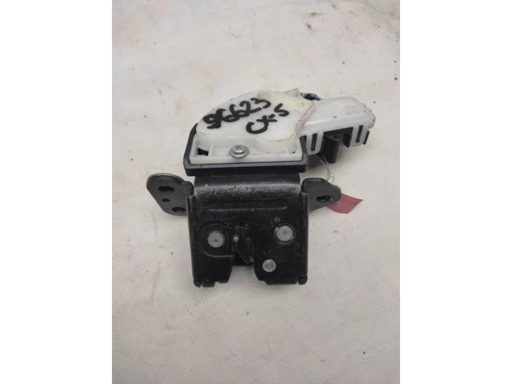Замок крышки багажника MAZDA CX-5 (KE) 11-17