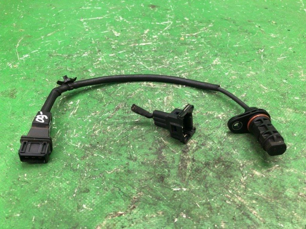39180-25300 | Датчик положения коленвала KIA FORTE/CERATO TD 08-13