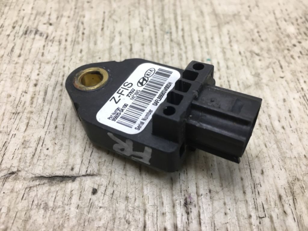 95920-0A100 | Датчик удара передн. HYUNDAI SONATA YF 10-14 - Фото 3