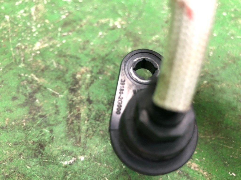 39180-2G000 | Датчик положення колінвалу KIA SORENTO UM 14- - Фото 5