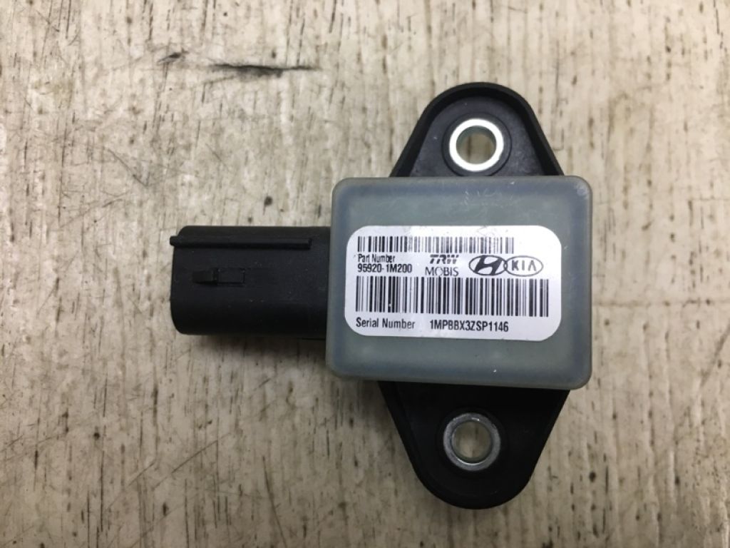 95920-1M200 | Датчик удару KIA FORTE/CERATO TD 08-13