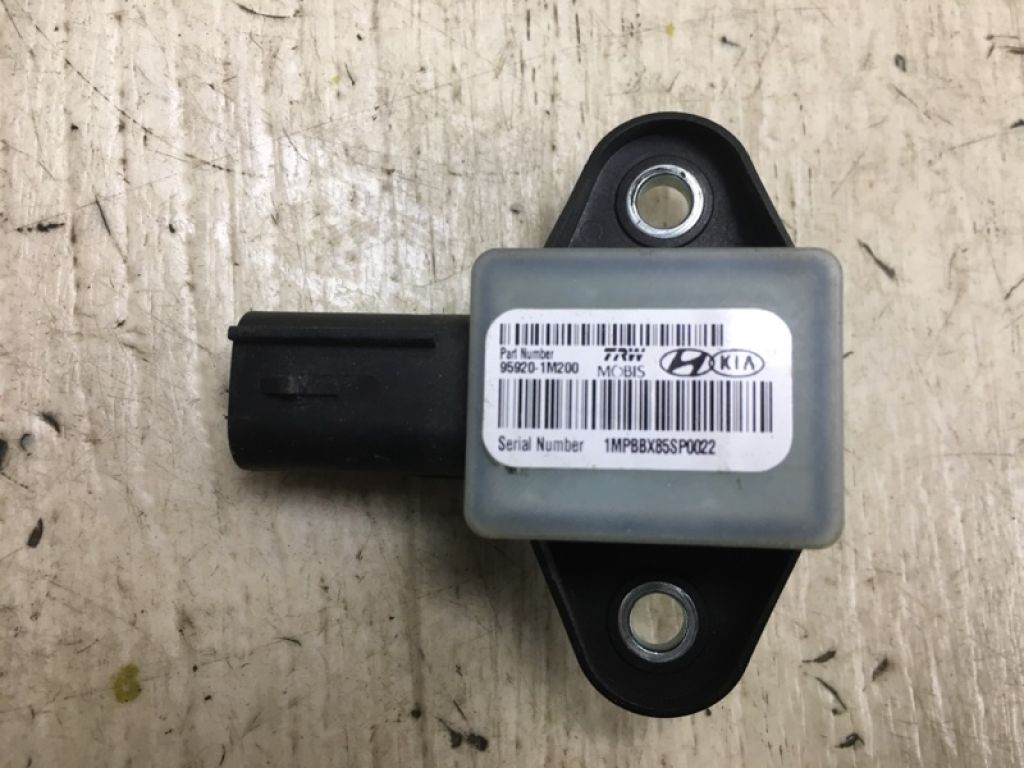 95920-1M200 | Датчик удару KIA FORTE/CERATO TD 08-13