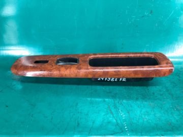 Накладка кнопок склопідйомника передн. прав. TOYOTA CAMRY 30 02-06