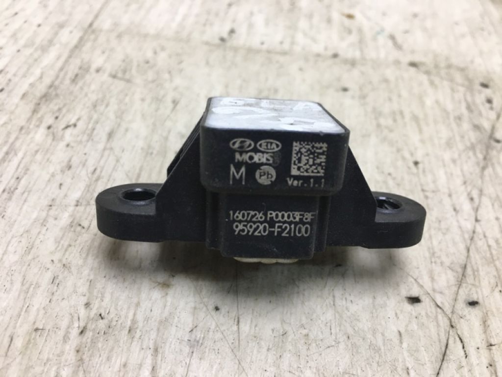 95920-F2100 | Датчик удару HYUNDAI ELANTRA AD 16- - Фото 3
