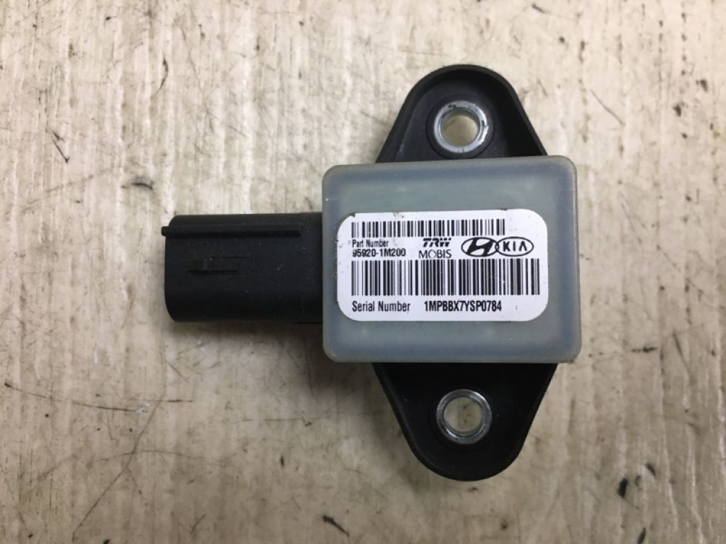 95920-1M200 | Датчик удару KIA FORTE/CERATO TD 08-13