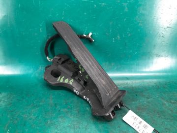 Педаль газу VOLKSWAGEN PASSAT B8 14-