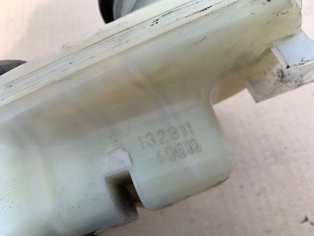 Бачок главного тормозного цилиндра ACURA RDX 06-12 - Фото 4