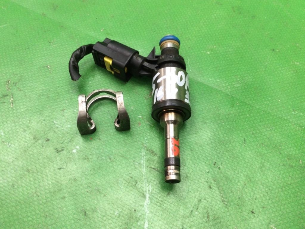 35310-2GGA0 | Форсунка топливная KIA SORENTO UM 14- - Фото 2