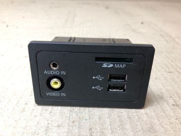 USB адаптер INFINITI QX60/JX35 12-20