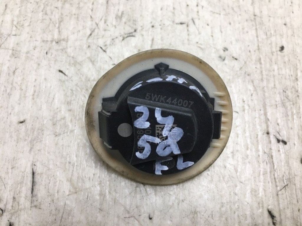 5K0 959 354 | Датчик удару VOLKSWAGEN JETTA USA 10-17 - Фото 2