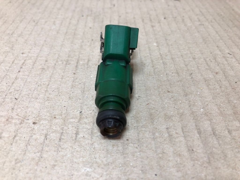 L361-13-250 | Форсунка топливная MAZDA 3 BK 03-08 - Фото 2