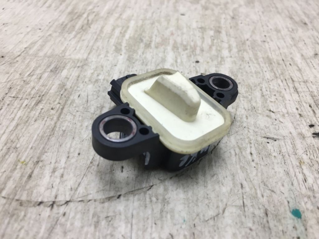 98836-1MA0A | Датчик удара NISSAN JUKE 10-19 - Фото 3