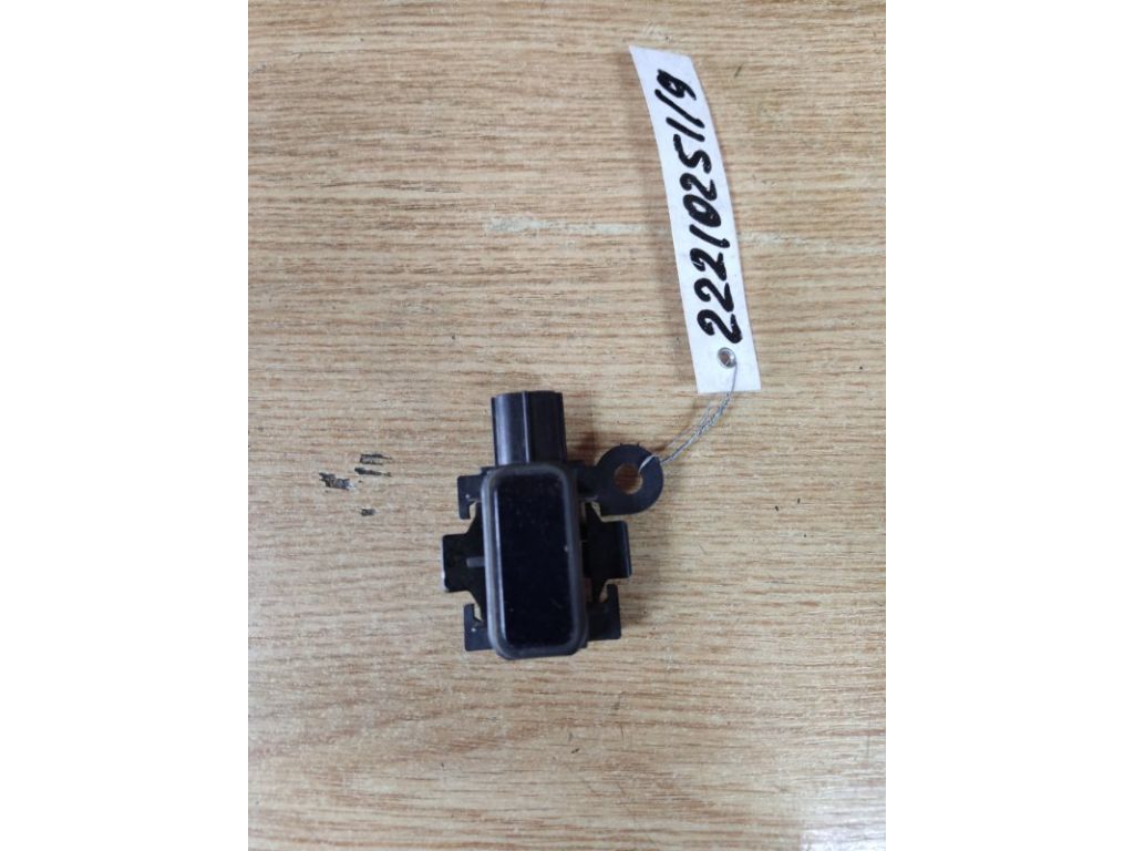 89341-44150-J2 | Датчик парктроника передн. LEXUS GS350 GS300 05-11