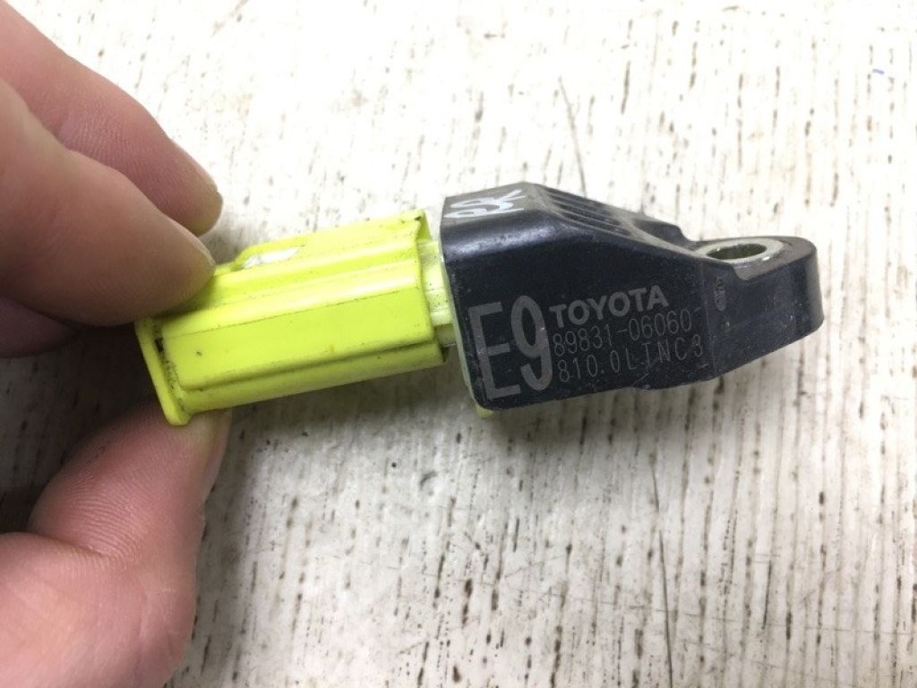 89831-06060 | Датчик удара TOYOTA CAMRY 55 14-17 - Фото 3
