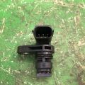 PE01-18-230 | Датчик положення распредвала MAZDA 3 BM 13-19 - Прев'ю 3