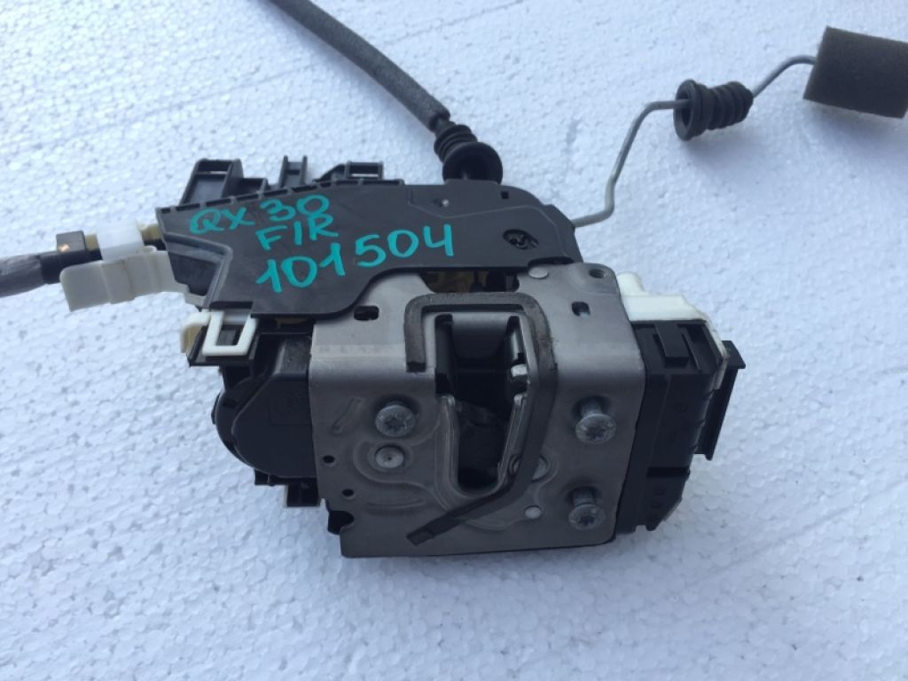 80500-5DC0A | Замок двері передн. прав. INFINITI QX30 16-20