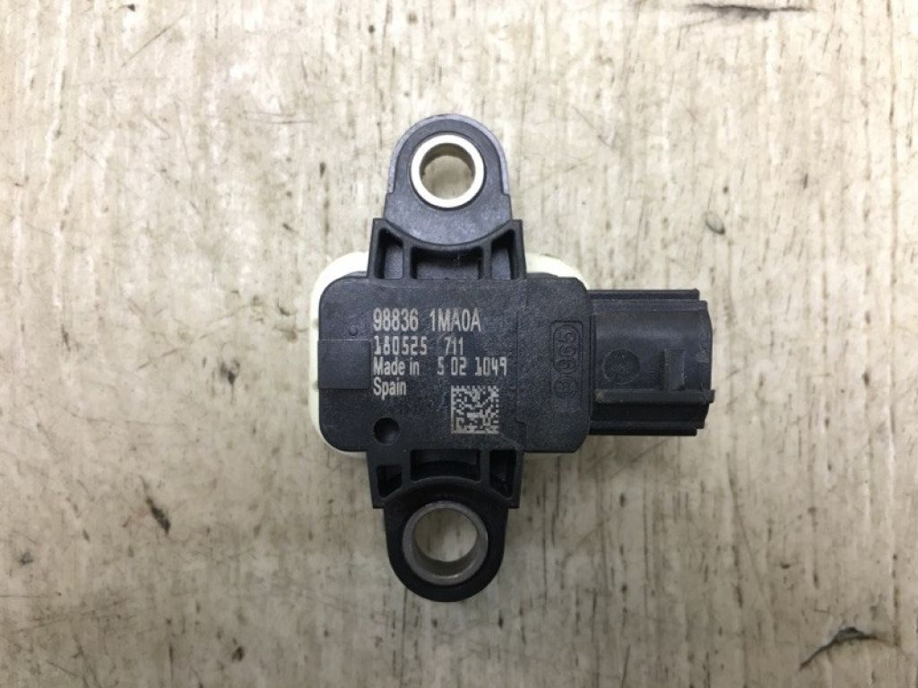 98836-3JA8A | Датчик удару NISSAN PATHFINDER R52 12-21