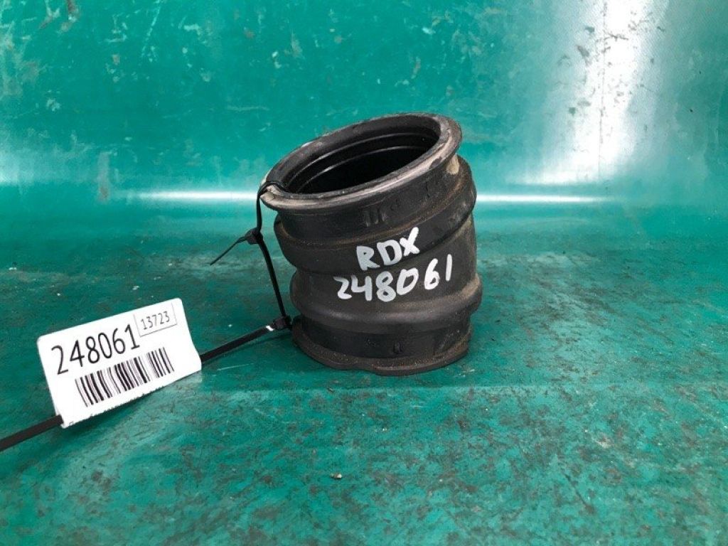 17281-RWC-A00 | Патрубок интеркулера ACURA RDX 06-12
