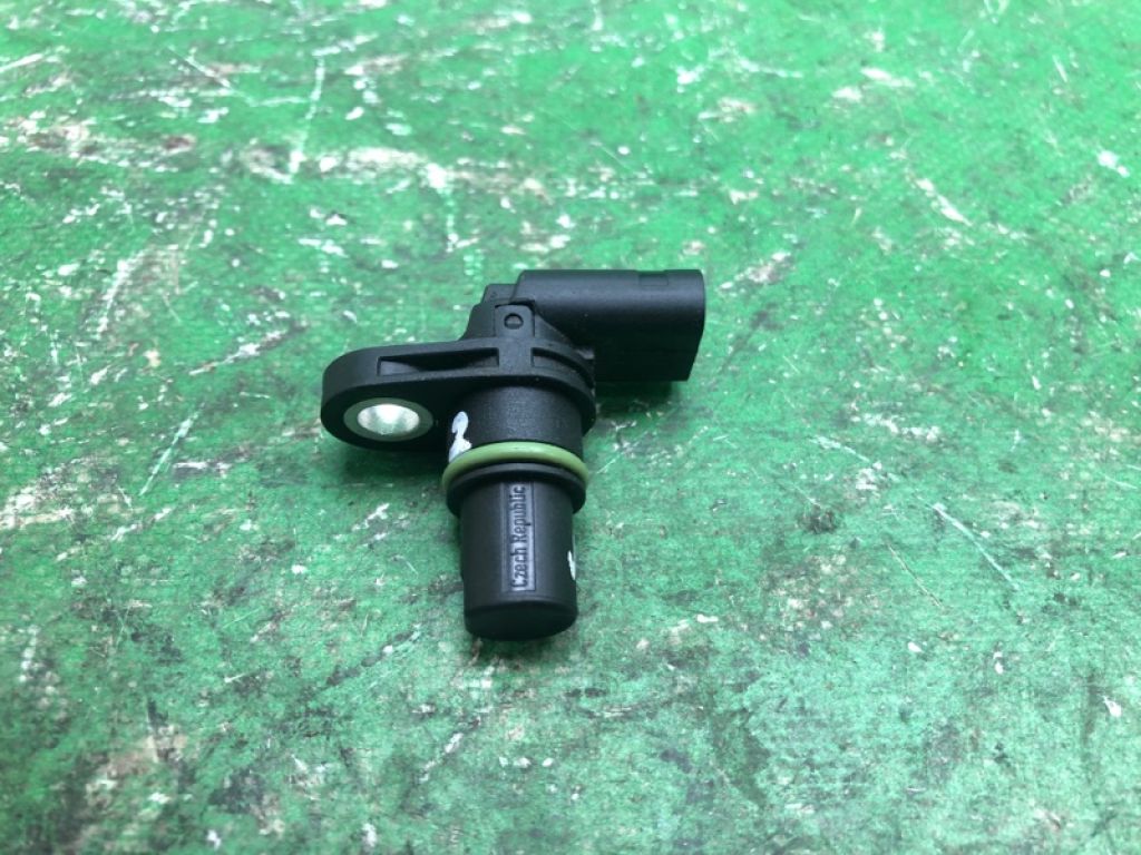 04C 907 601 A | Датчик положения распредвала VOLKSWAGEN JETTA USA 10-17 - Фото 2