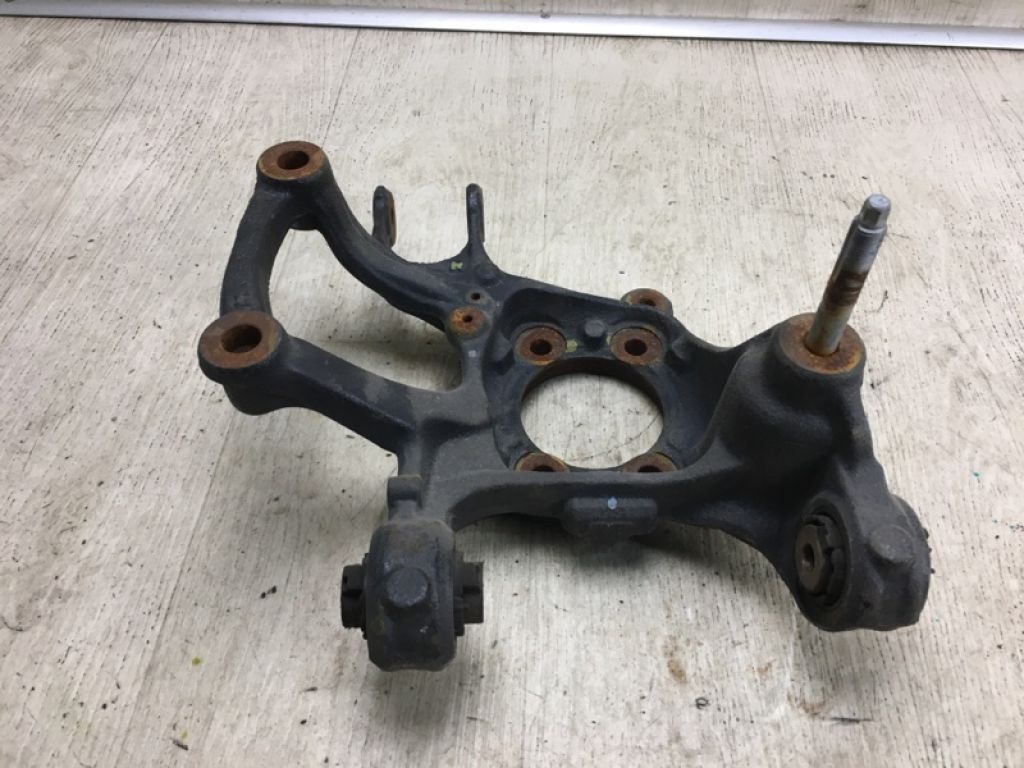 B45A-26-11X | Цапфа задн. прав. MAZDA 3 BM 13-19