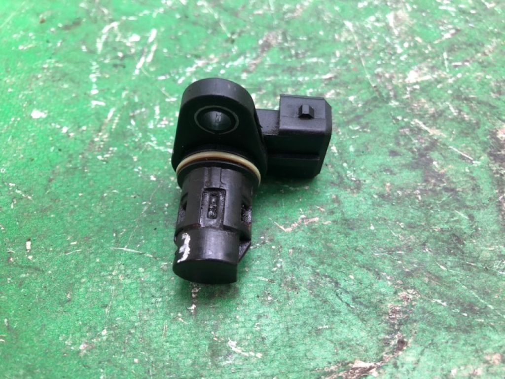 39350-23700 | Датчик положення распредвала HYUNDAI ELANTRA MD 10-15