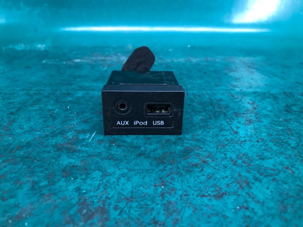 96120-3X000 | USB адаптер HYUNDAI ELANTRA MD 10-15