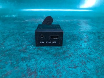 USB адаптер HYUNDAI ELANTRA MD 10-15