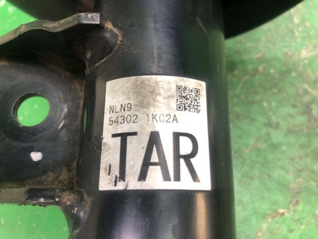 E4302-1KC2A | Амортизатор передн. прав. NISSAN JUKE 10-19 - Фото 7