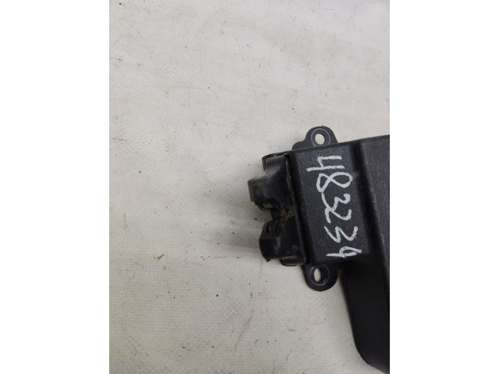 Замок крышки багажника SUZUKI SX4 06-13 - Фото 3
