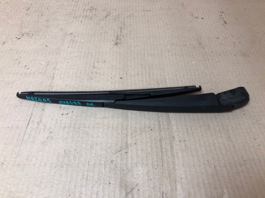 C235-67-421A | Поводок стеклоочистителя задний MAZDA 5 CR 05-10